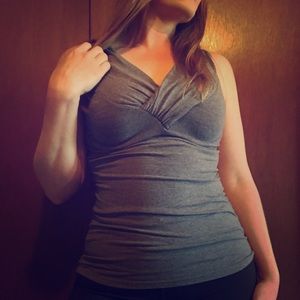 🖤Express brand V neck tank🖤